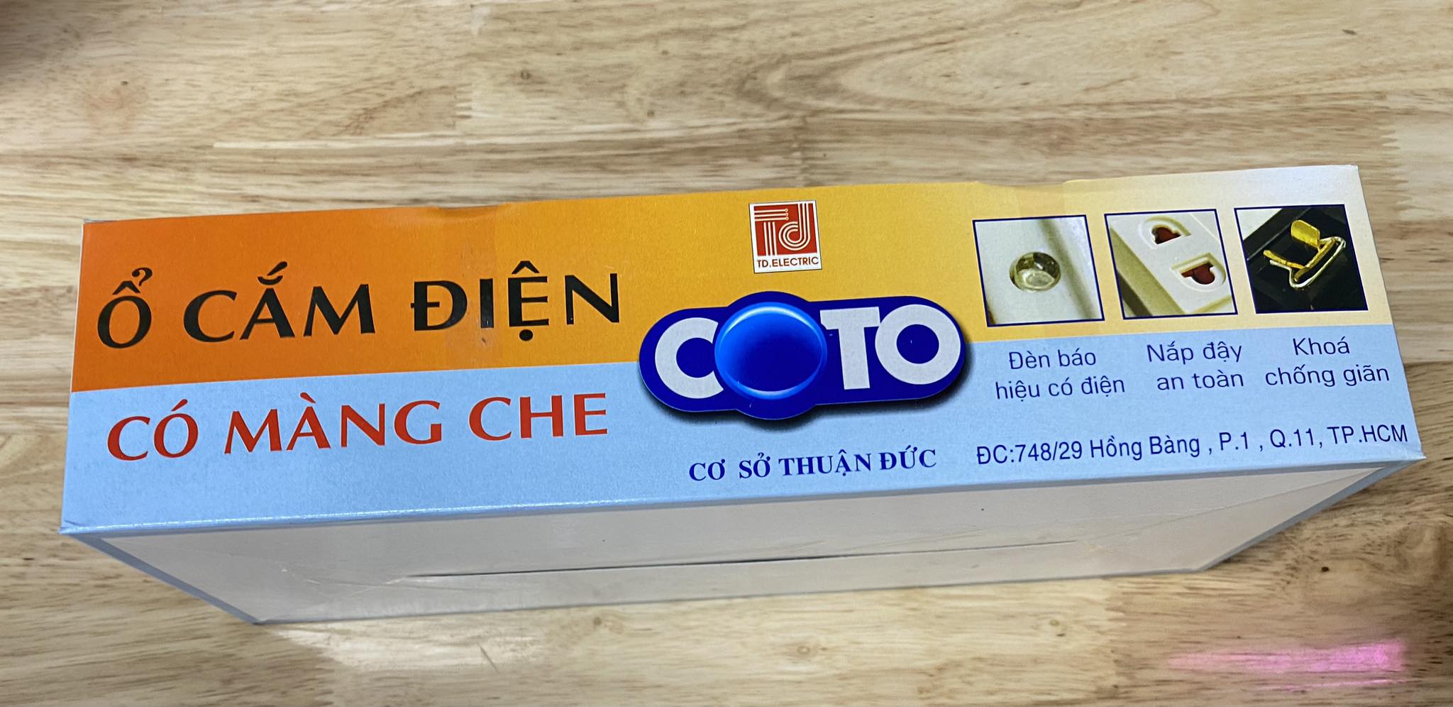 Ổ cắm 3 lỗ 5m Toni