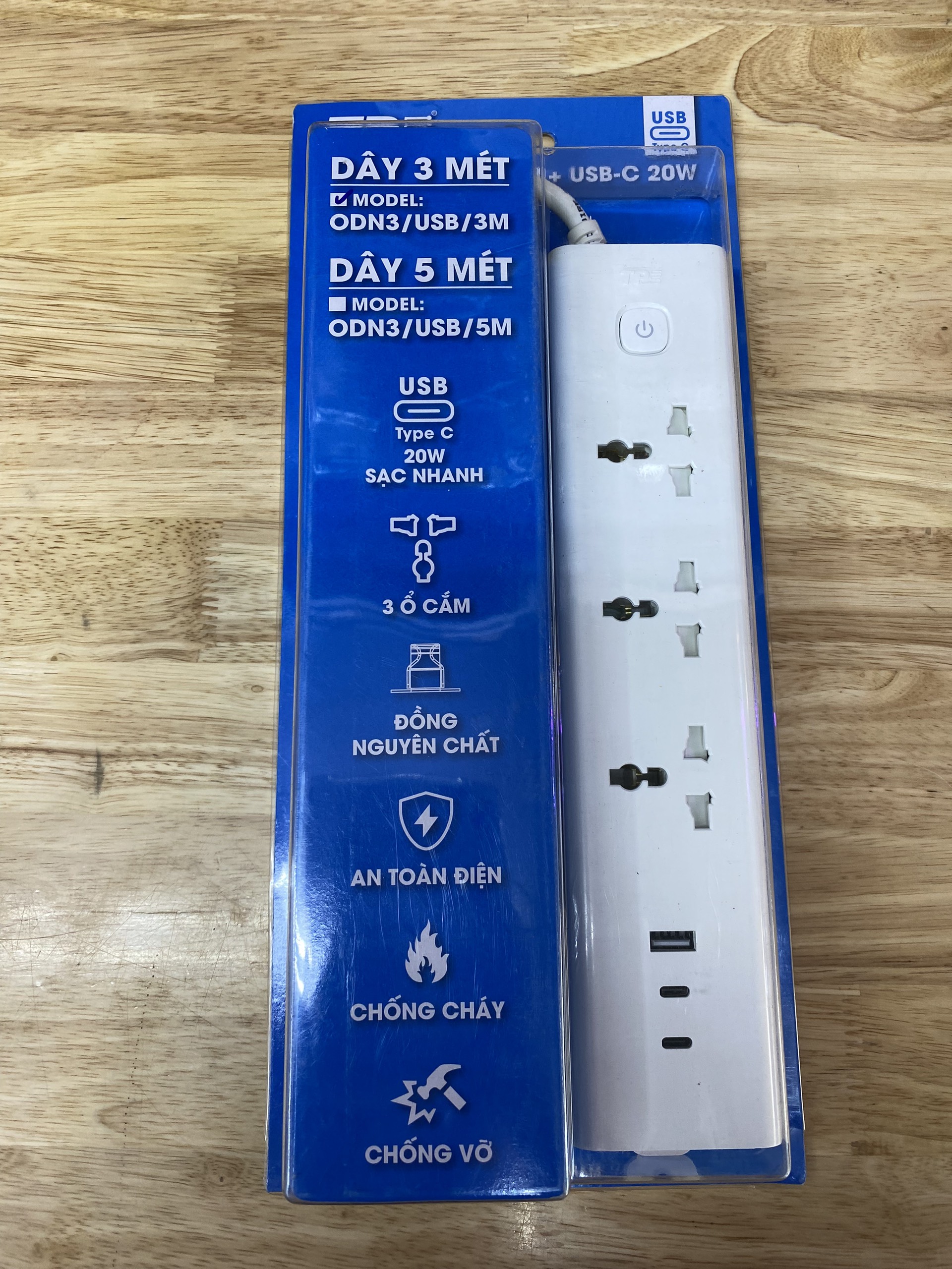 Ổ cắm đa năng USB chống giật Tiến Phát 3m